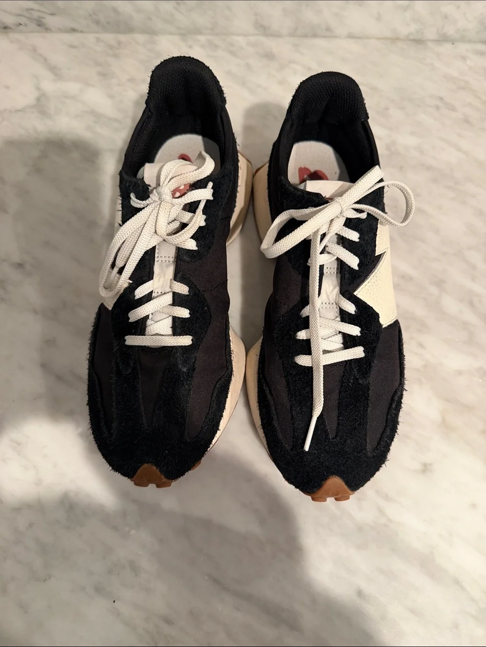 New Balance 327 Women’s 9 - Picture 5 of 15